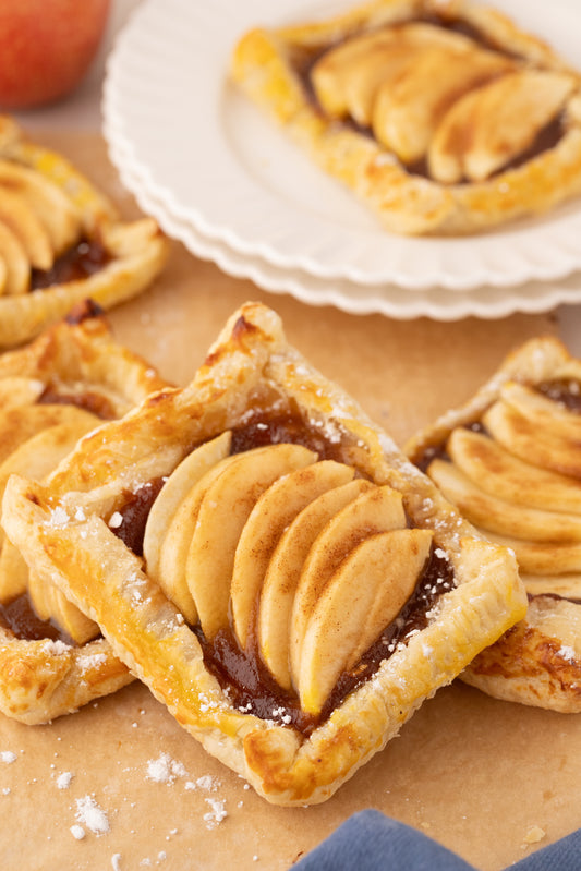 Apple Tarts with Puff Pastry - Exclusive