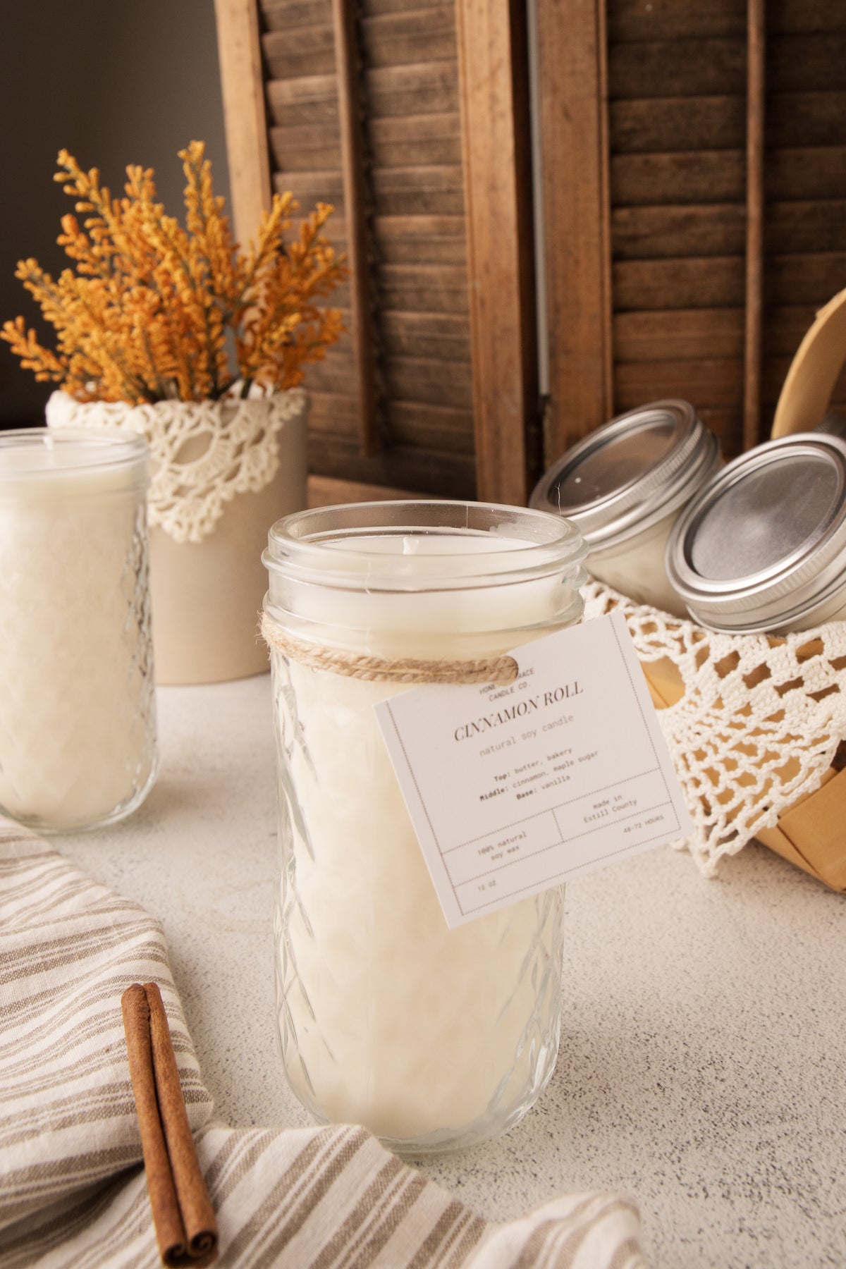 Cinnamon Roll Mason Jar Candle