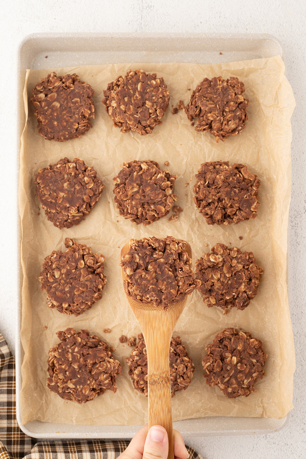 No Bake Chocolate Peanut Butter Cookies - Exclusive